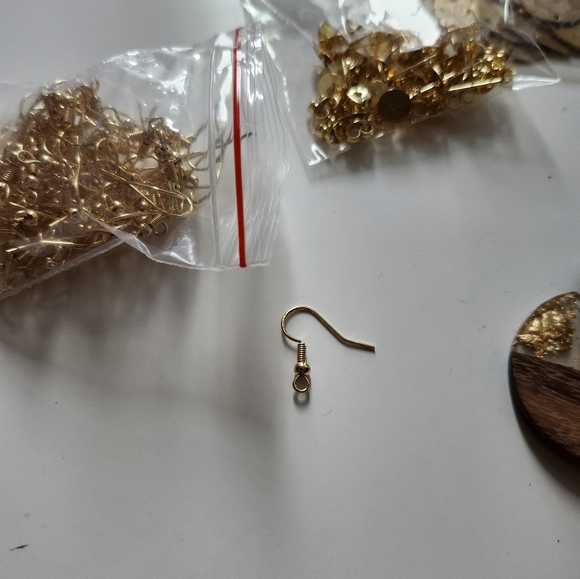 HUGE Jewelry making bundle! - Picture 5 of 16